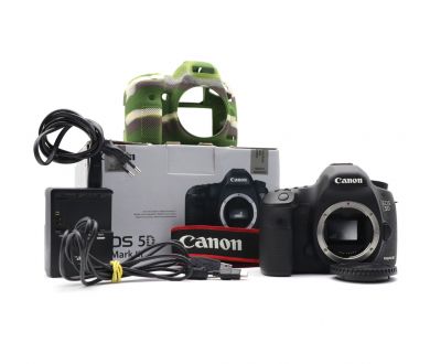 Canon EOS 5D Mark III body в упаковке (пробег 430 кадров)