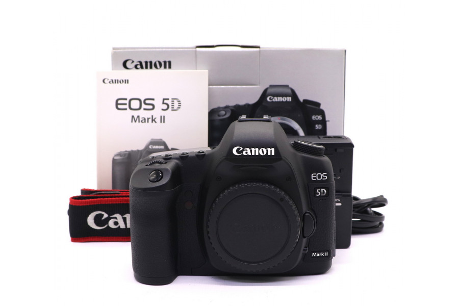 Canon EOS 5D Mark II body в упаковке (пробег 5660 кадров)