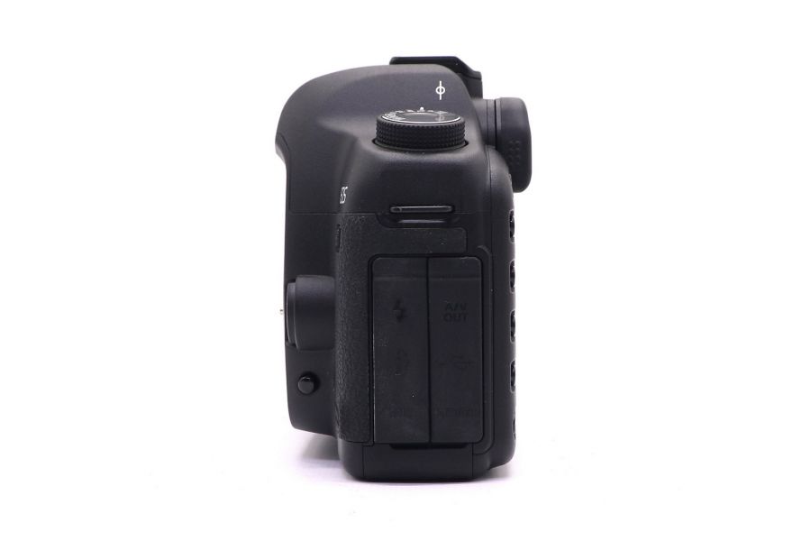 Canon EOS 5D Mark II body в упаковке (пробег 5660 кадров)