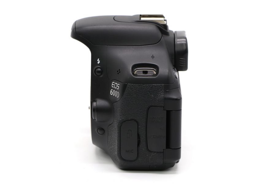 Canon EOS 600D body в упаковке (пробег 25250 кадров)