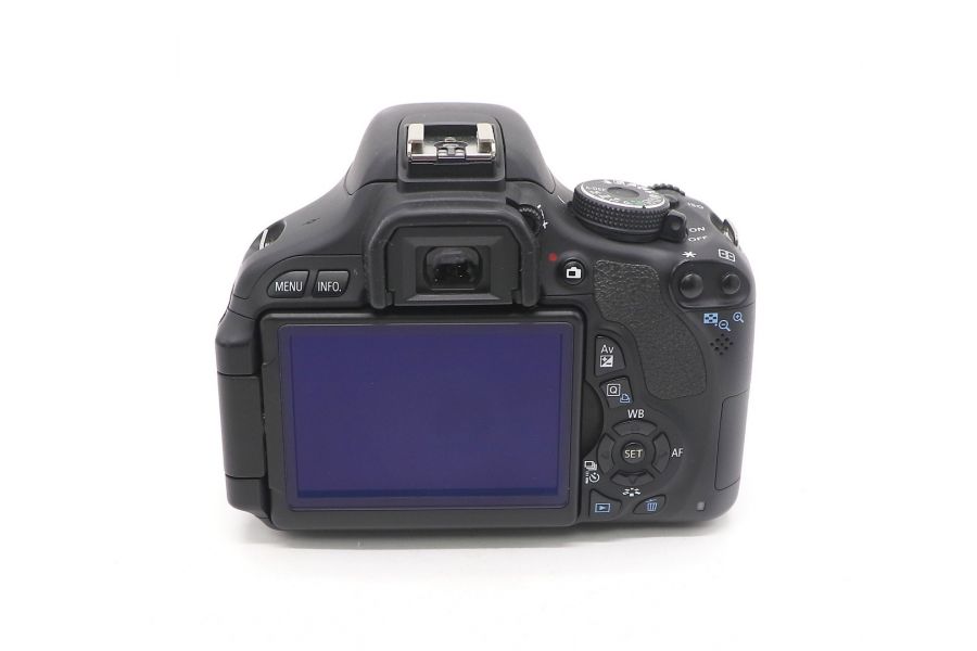 Canon EOS 600D kit в упаковке (пробег 8010 кадров)