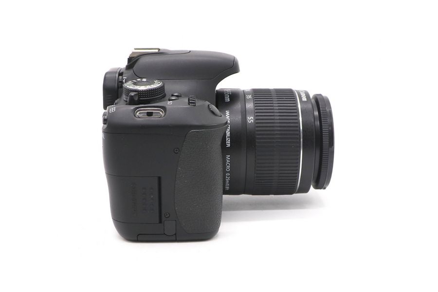 Canon EOS 600D kit в упаковке (пробег 8010 кадров)