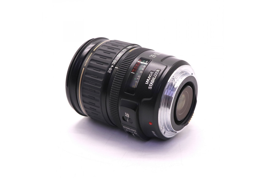 Canon EF 28-135mm f/3.5-5.6 IS USM в упаковке