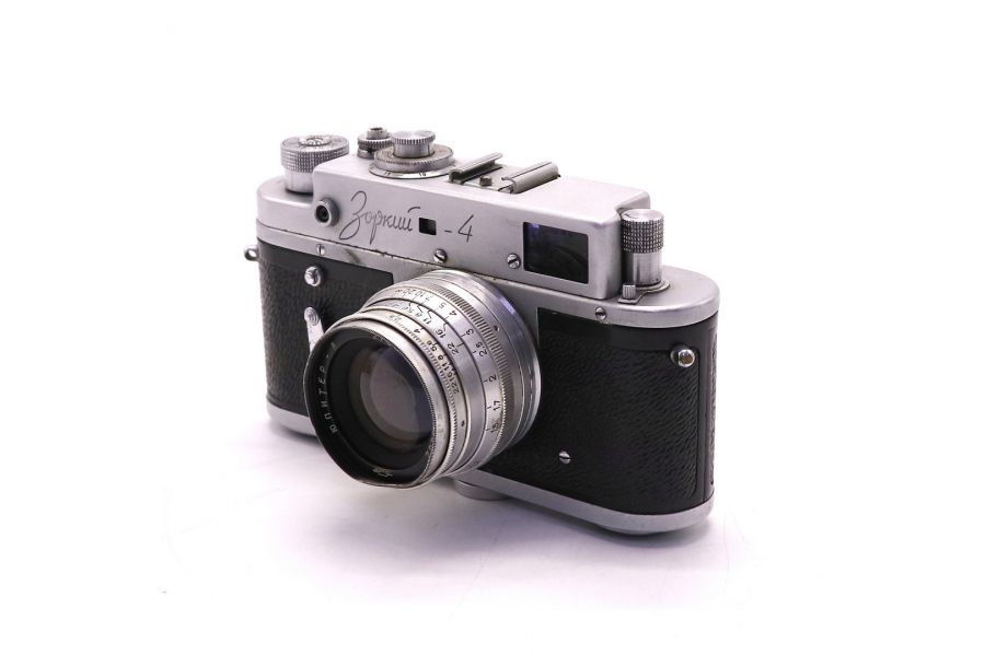 Советская камера Зоркий-4 с объективом Юпитер-8