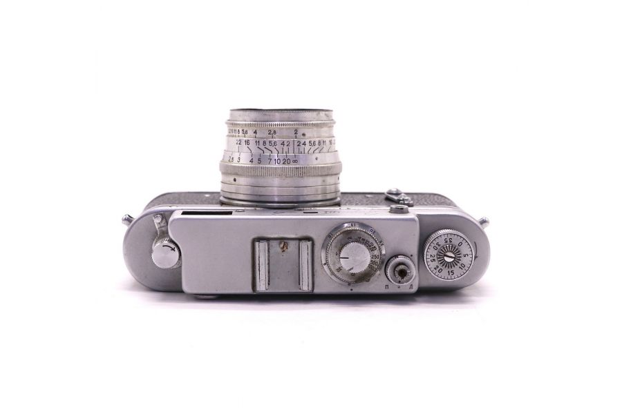Советская камера Зоркий-4 с объективом Юпитер-8