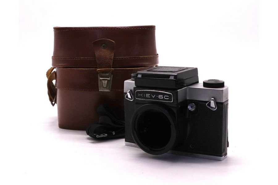 Среднеформатный фотоаппарат Киев 6С body (СССР)