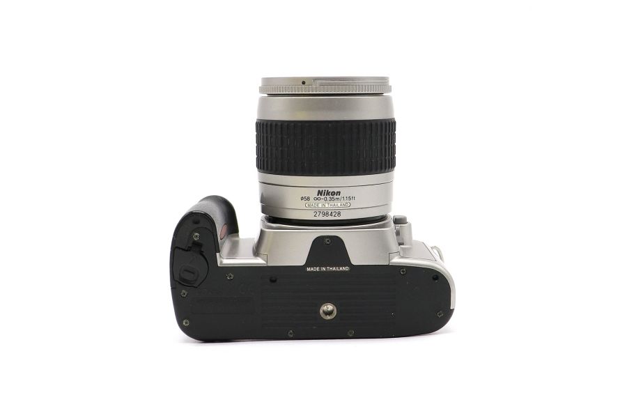 Nikon F55 kit в упаковке