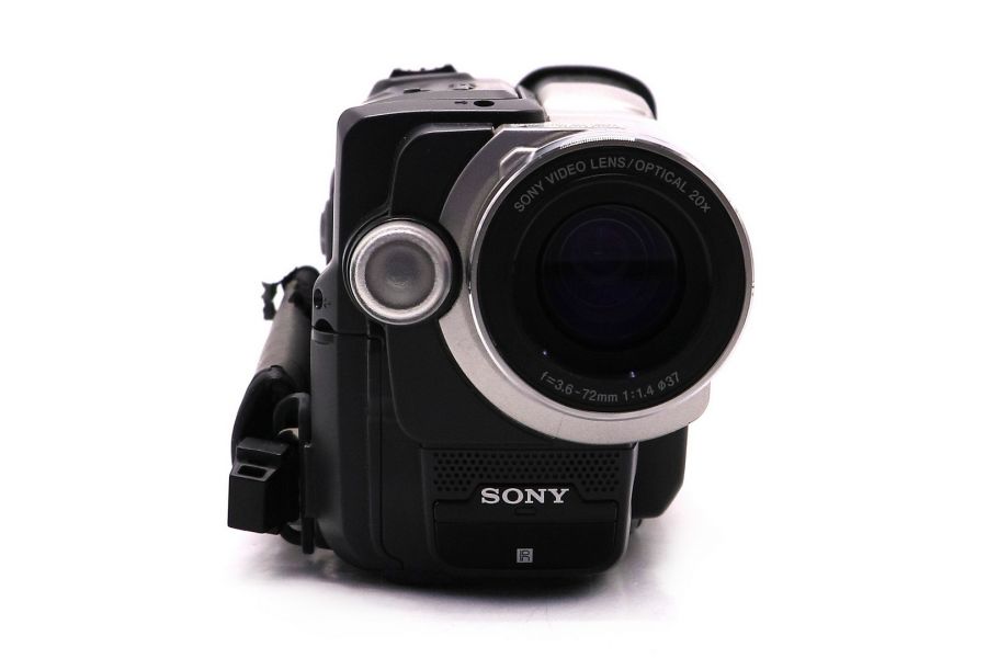 Аналоговая видеокамера Sony CCD-TRV408E PAL