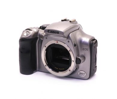 Зеркальный фотоаппарата Canon EOS 300D body (2003)