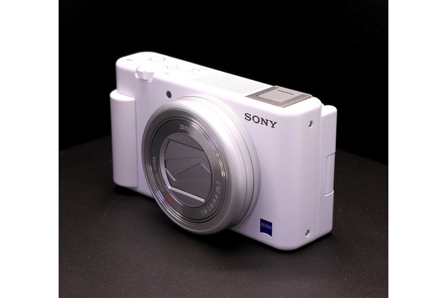 Sony ZV-1 в упаковке
