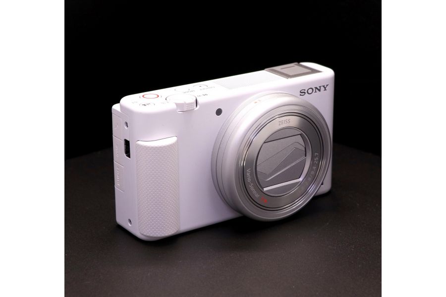 Sony ZV-1 в упаковке