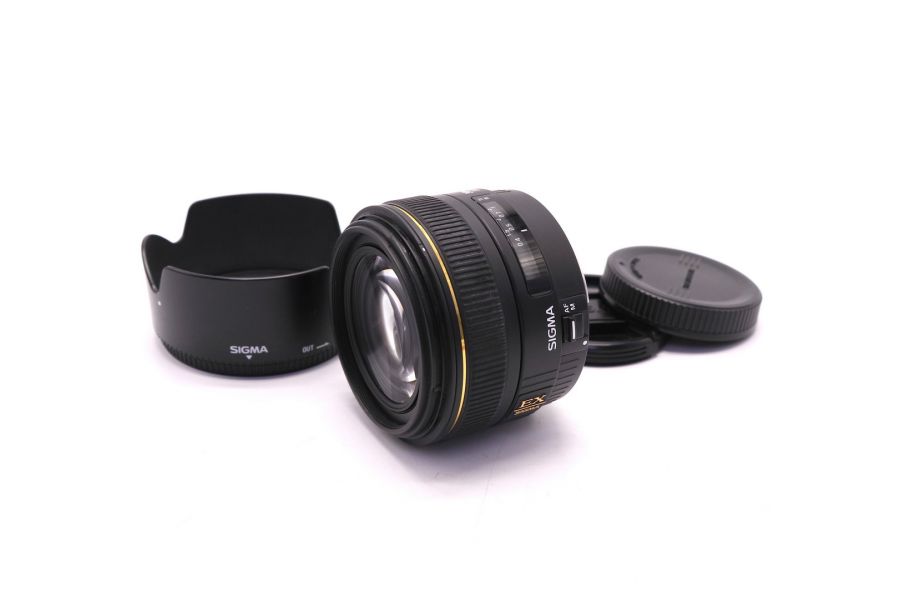 Sigma AF 30mm f/1.4 EX DC HSM for Canon неисправен