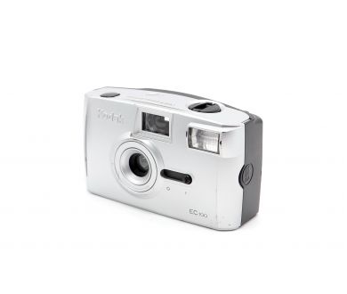 Плёночный аналоговый фотоаппарат Kodak EC 100