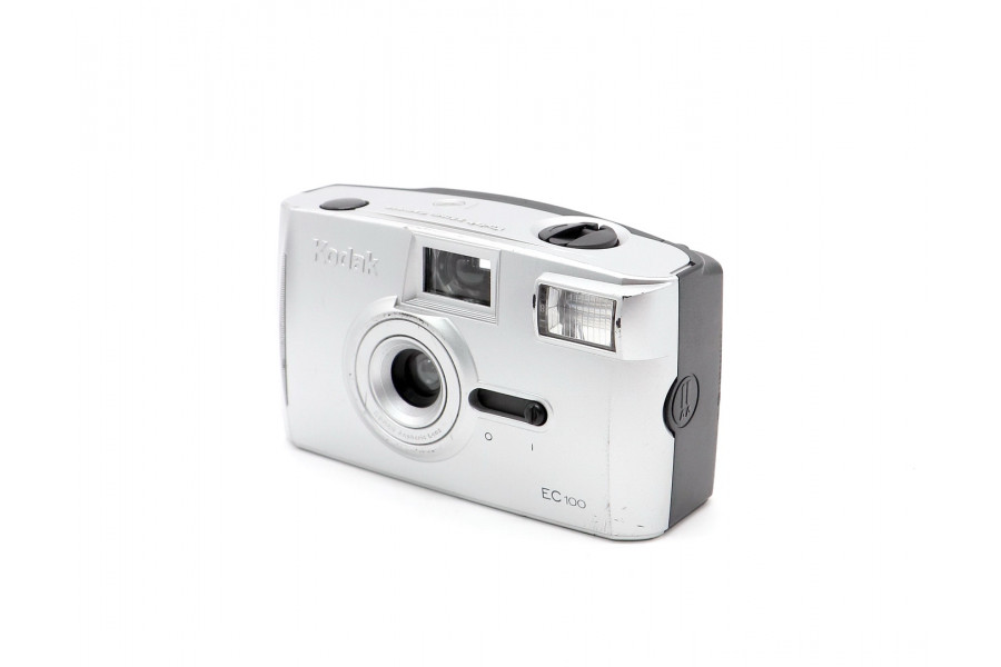 Плёночный аналоговый фотоаппарат Kodak EC 100
