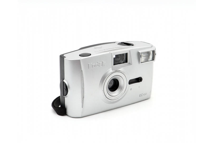 Плёночный аналоговый фотоаппарат Kodak EC 100