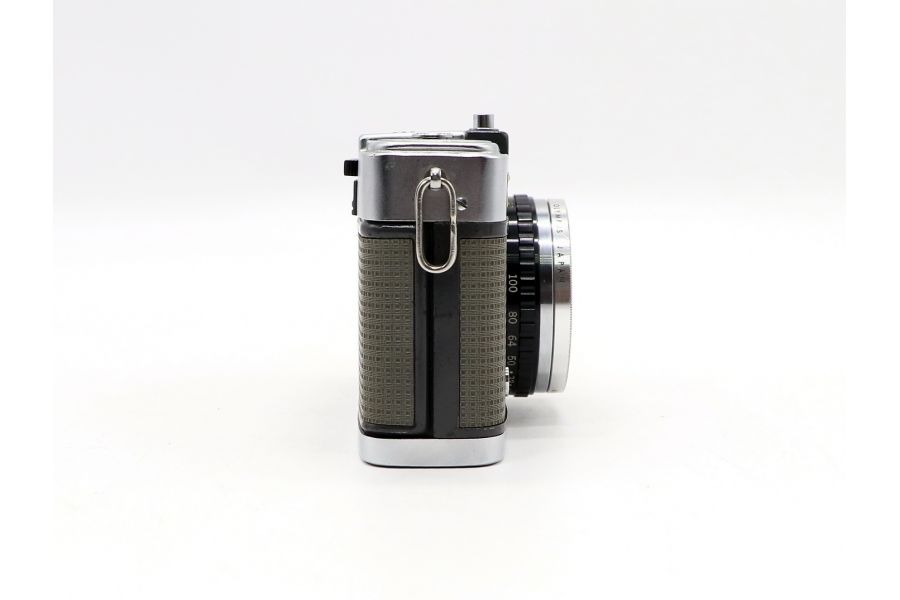 Шкальный пленочный фотоаппарат Olympus-Pen EE