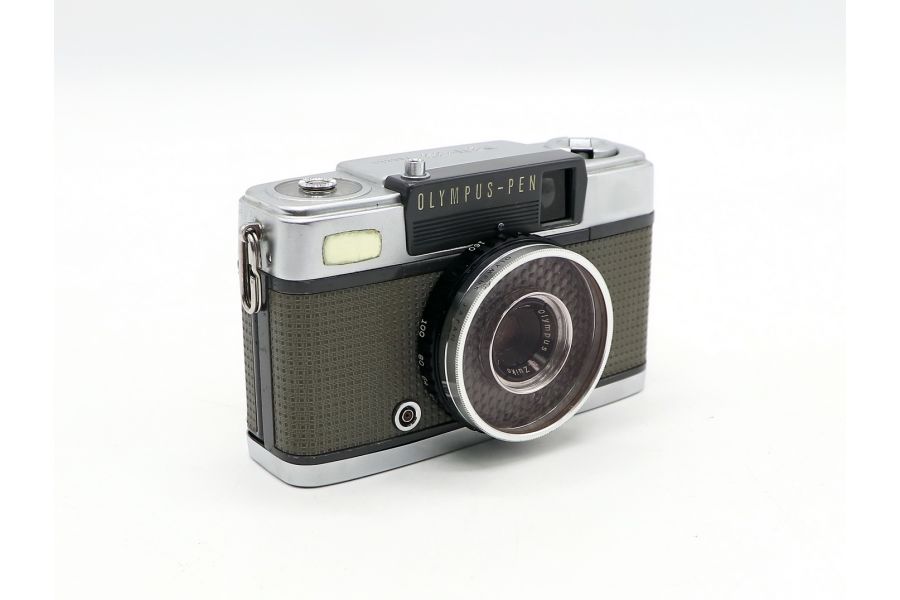 Шкальный пленочный фотоаппарат Olympus-Pen EE