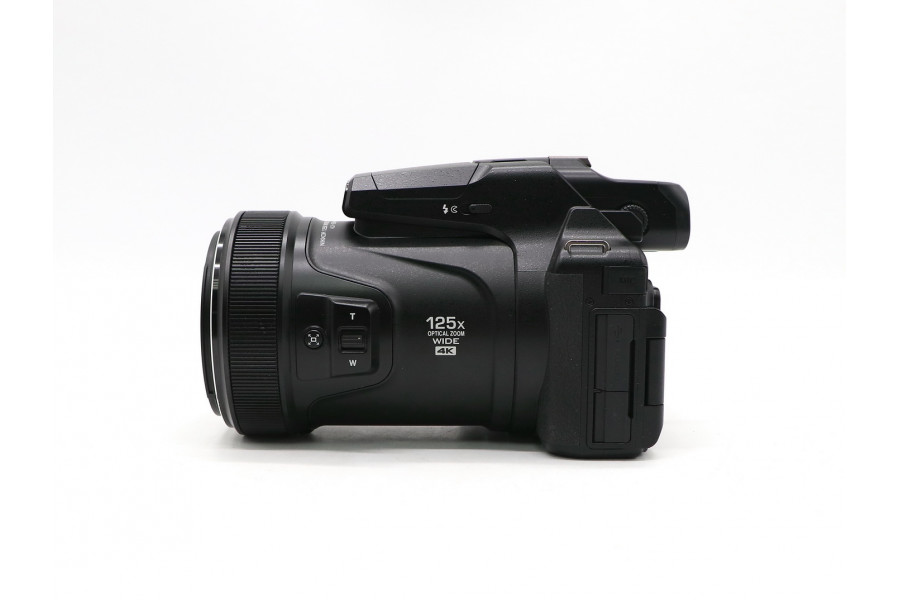 Цифровой фотоаппарат Nikon Coolpix P1000