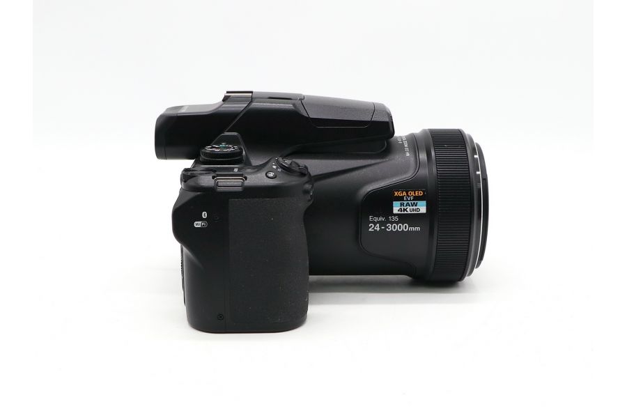 Цифровой фотоаппарат Nikon Coolpix P1000