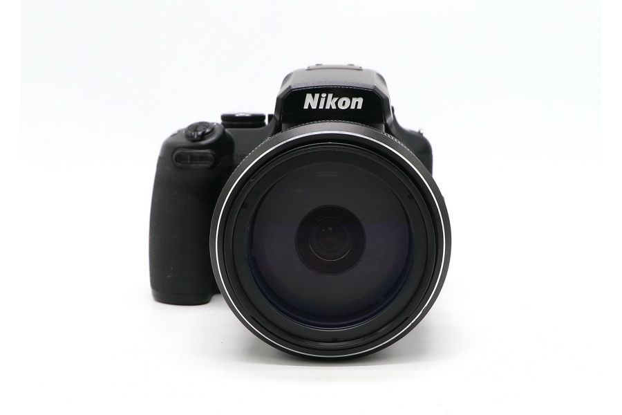 Цифровой фотоаппарат Nikon Coolpix P1000