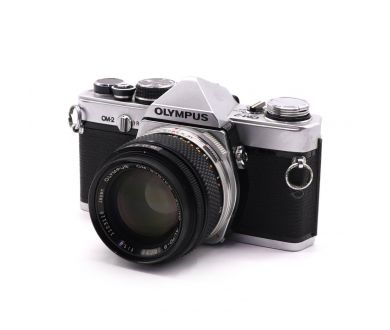 Плёночный зеркальный фотоаппарат Olympus OM-2 kit