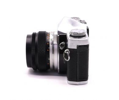 Плёночный зеркальный фотоаппарат Olympus OM-2 kit