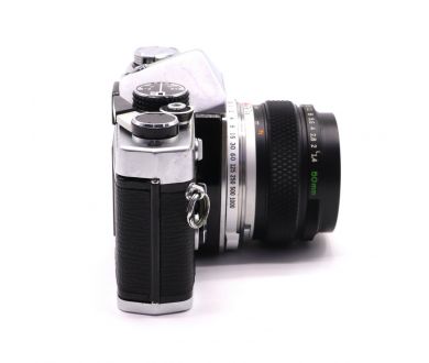 Плёночный зеркальный фотоаппарат Olympus OM-2 kit