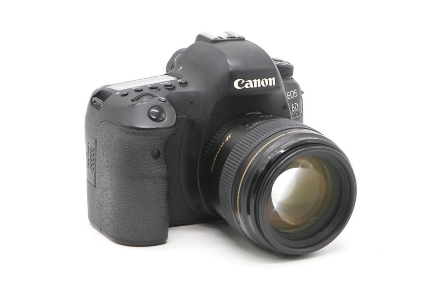 Canon EOS 6D Mark II kit 85mm f/1.8 USM