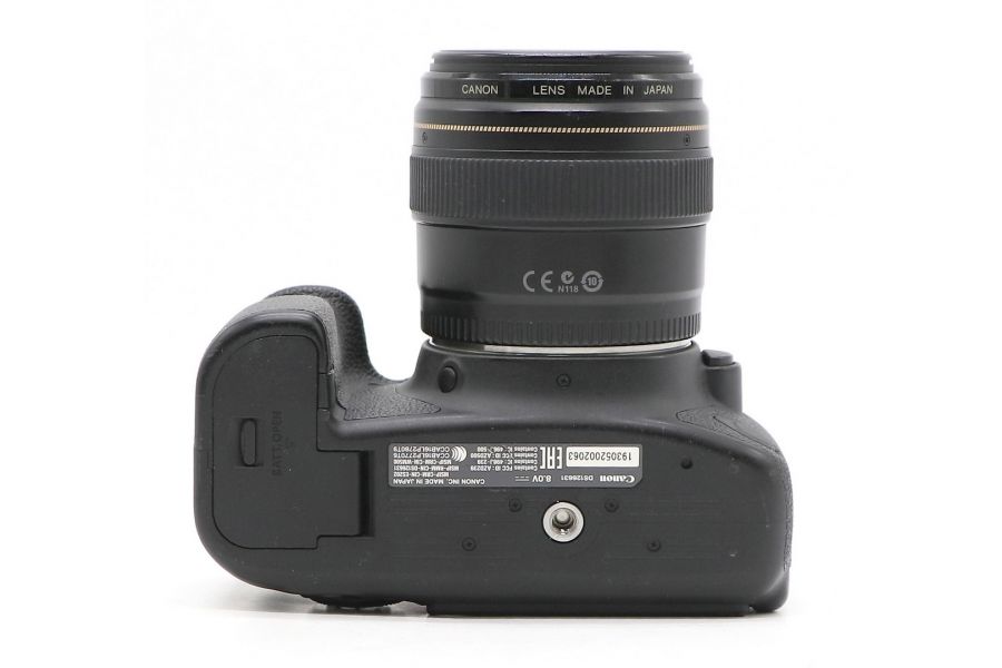 Canon EOS 6D Mark II kit 85mm f/1.8 USM