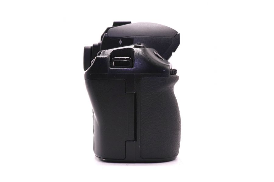 Olympus E-3 body (пробег 96545 кадров)