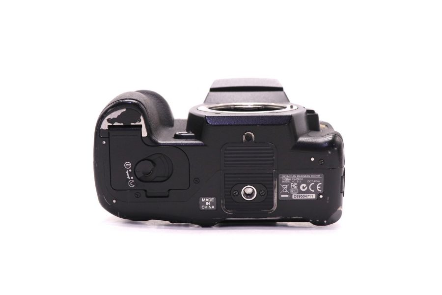 Olympus E-3 body (пробег 96545 кадров)