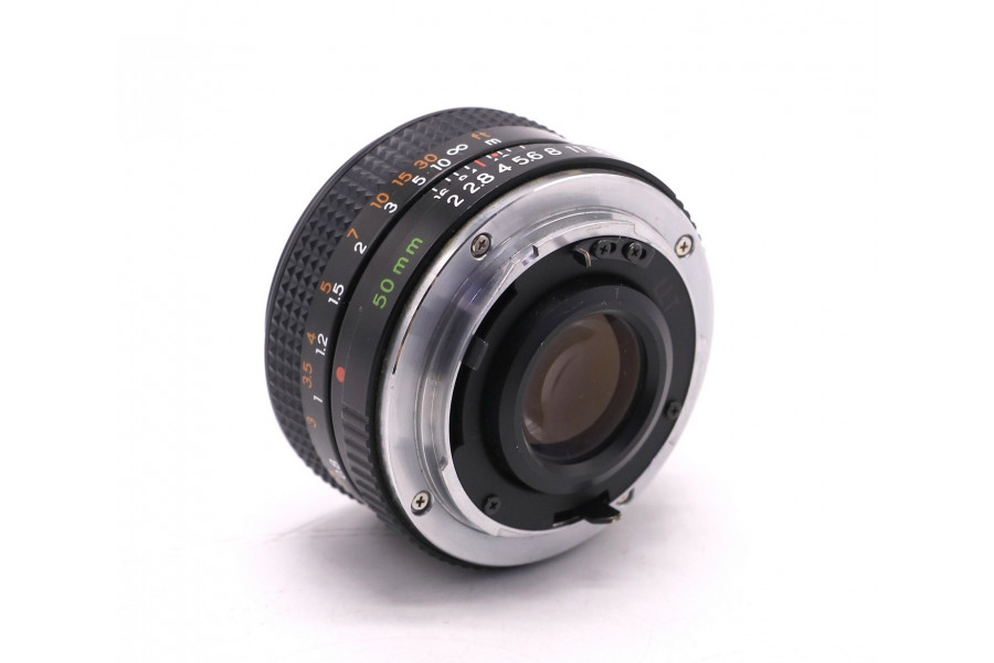 Компактный, легкий объектив Yashica ML 50mm f/2