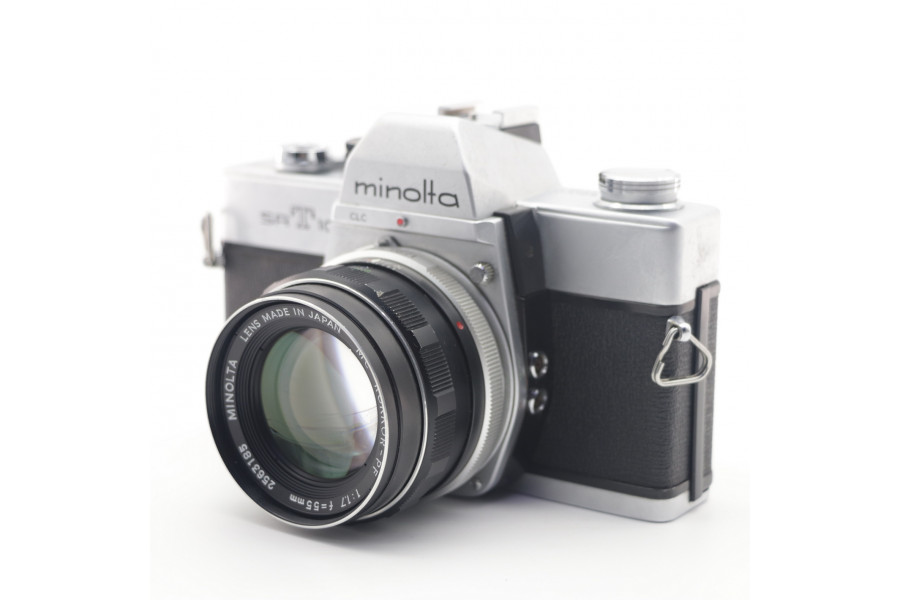 Зеркальная пленочная камера Minolta SR 101 kit