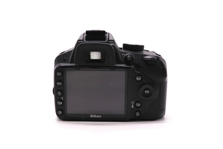 Фотокамера Nikon D3200 kit (пробег 7500 кадров)