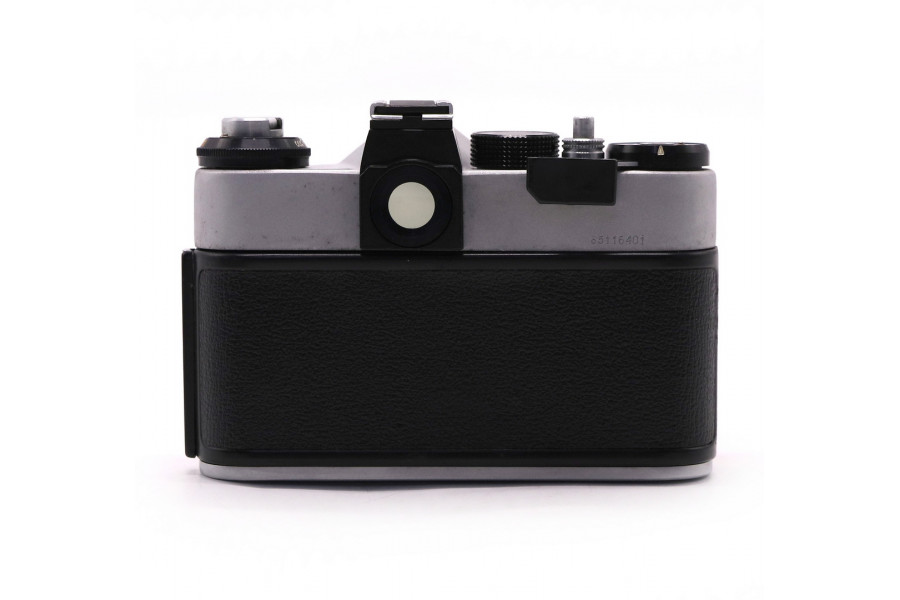 Зенит ЕТ silver + Гелиос 44-2 (СССР, 1985)