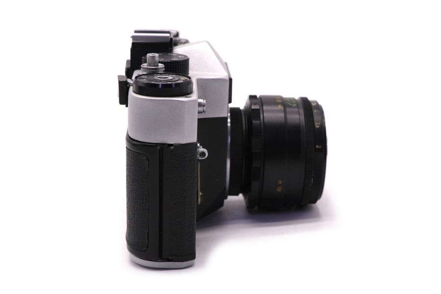 Зенит ЕТ silver + Гелиос 44-2 (СССР, 1987)