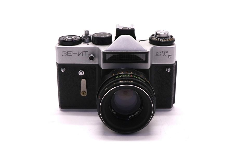 Зенит ЕТ silver + Гелиос 44-2 (СССР, 1987)