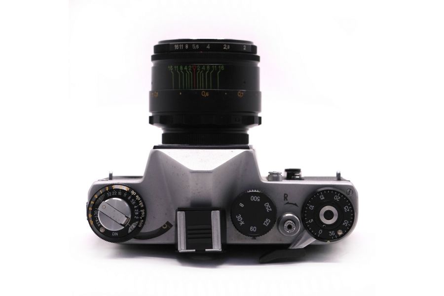 Зенит ЕТ silver + Гелиос 44-2 (СССР, 1985)