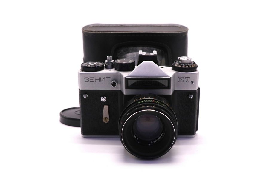 Зенит ЕТ silver + Гелиос 44-2 (СССР, 1987)