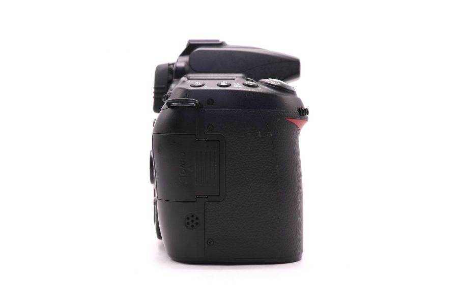 Фотокамера Nikon D90 body (пробег 30000 кадров)