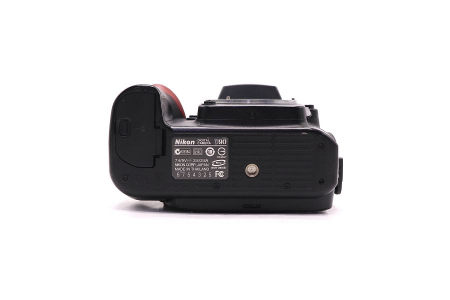 Фотокамера Nikon D90 body (пробег 30000 кадров)