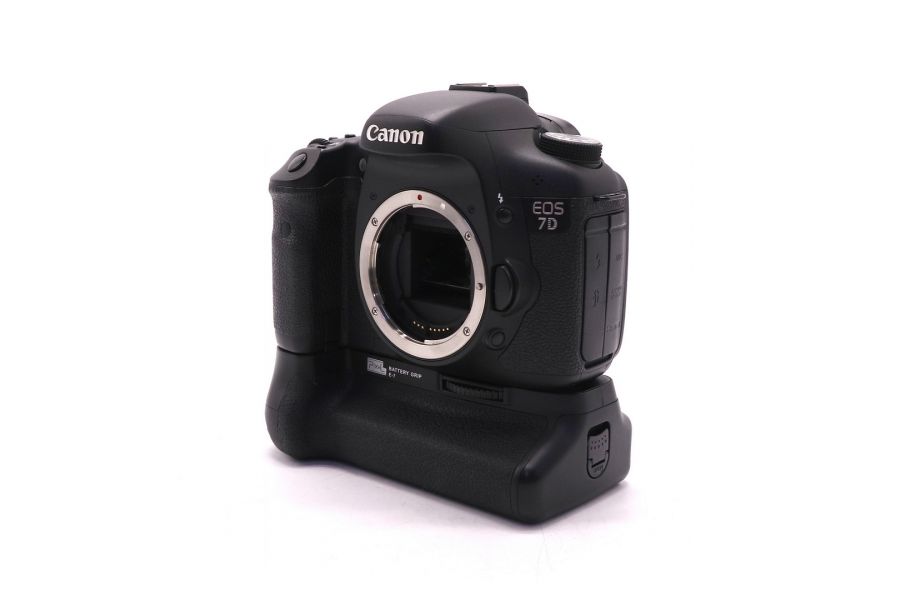 Фотокамера Canon EOS 7D body (пробег 14300 кадров)