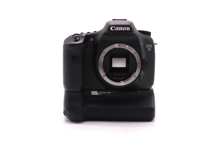 Фотокамера Canon EOS 7D body (пробег 14300 кадров)