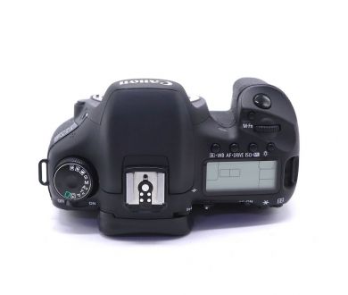 Фотокамера Canon EOS 7D body (пробег 14120 кадров)