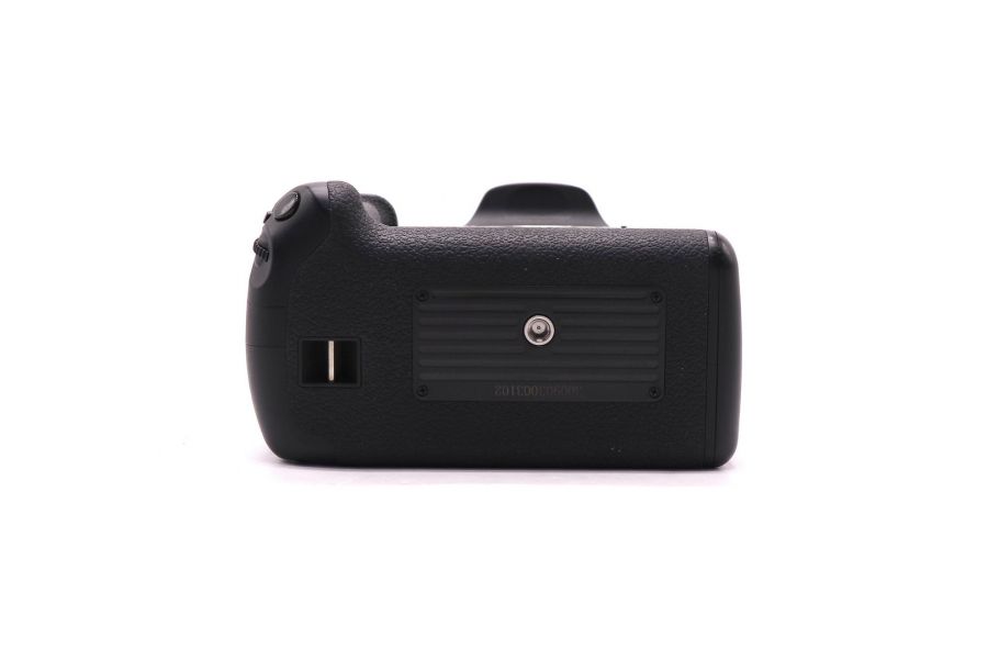 Фотокамера Canon EOS 7D body (пробег 14300 кадров)