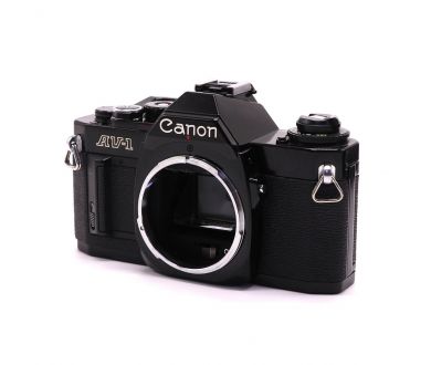 Плёночная зеркальная фотокамера Canon AV-1 body