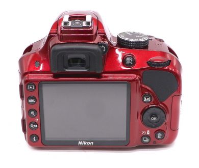 Nikon D3300 kit (пробег 65 кадров)