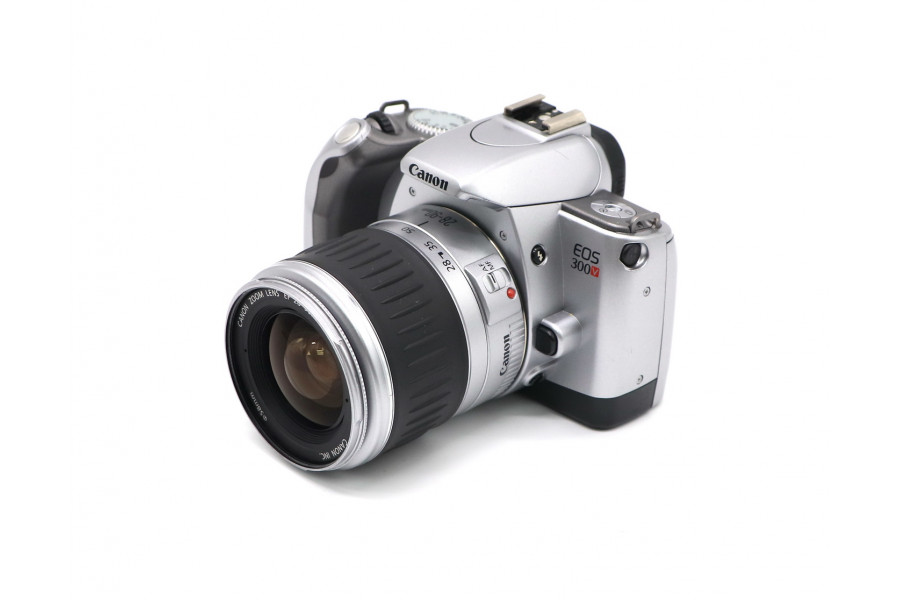 Зеркальный фотоаппарат Canon EOS 300v kit