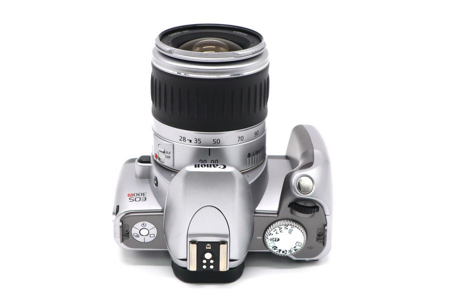 Зеркальный фотоаппарат Canon EOS 300v kit