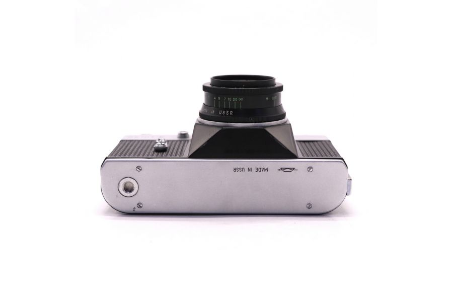 Зенит Е + Индустар 50-2 (СССР, 1982)